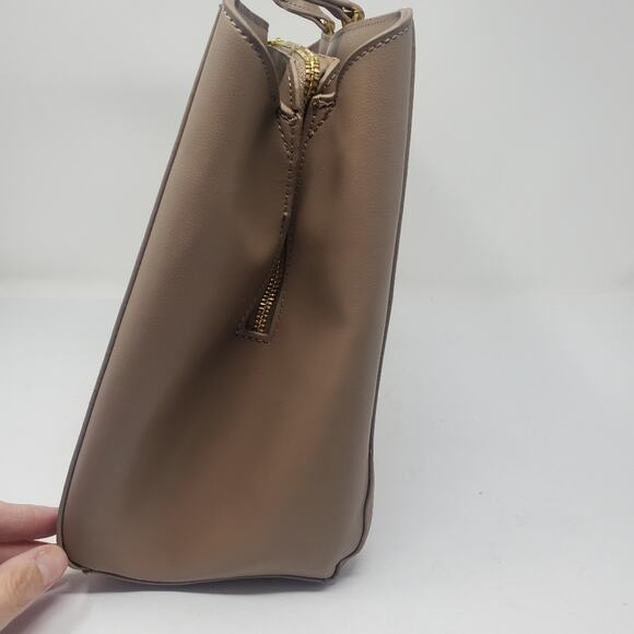 Joy Mangano Taupe Leather large structured handbag Great condition - Picture 8 of 11